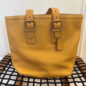 Vintage Coach Mustard Leather Tote No. G2P-9600 Like New
